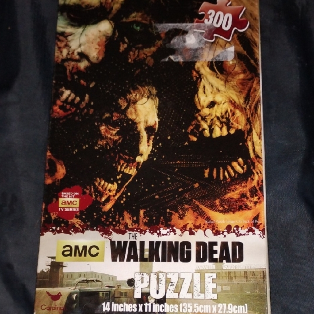 The Walking Dead 300-Piece Puzzle